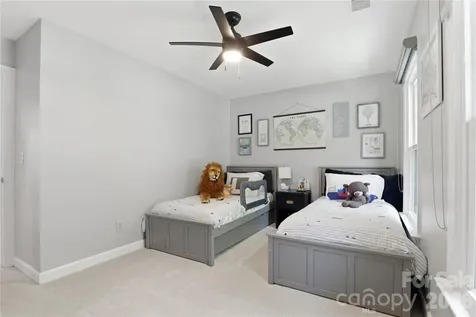 10040 Berkeley Forest Lane Charlotte NC 28277