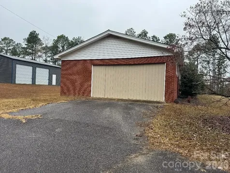 8684 Teals Mill Road Cheraw SC 29520