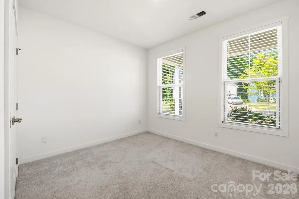 6018 Valehaven Place Charlotte NC 28269