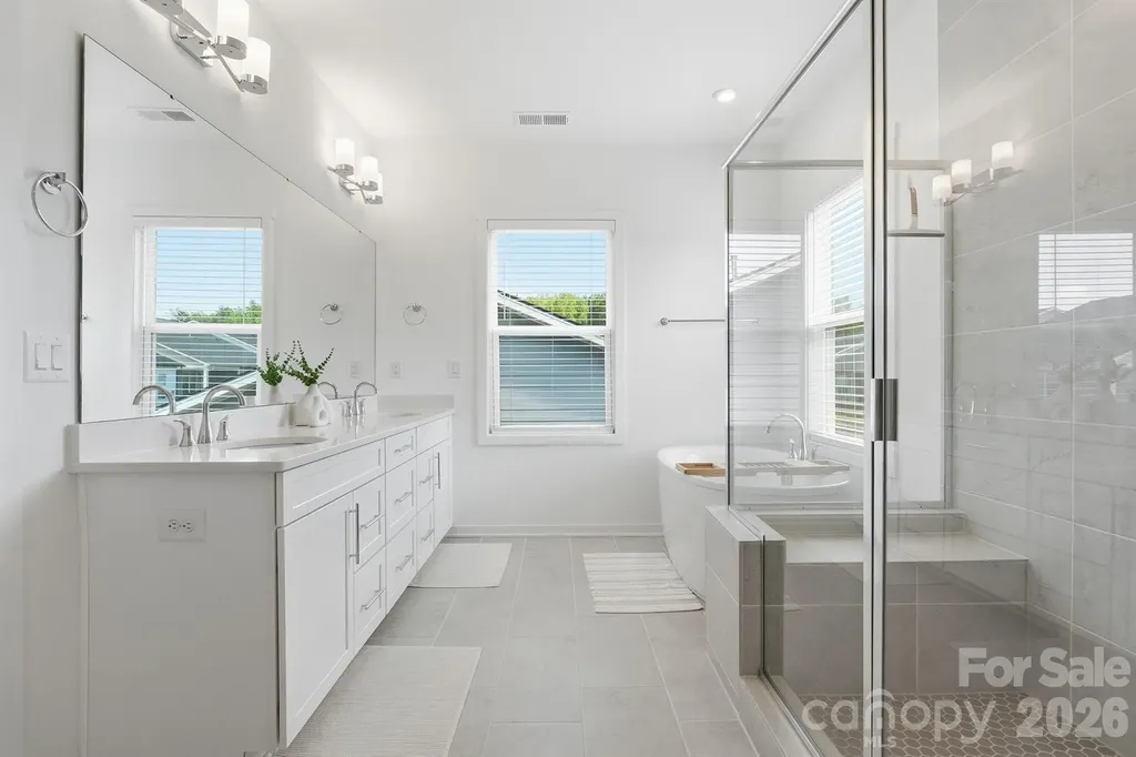 6018 Valehaven Place Charlotte NC 28269