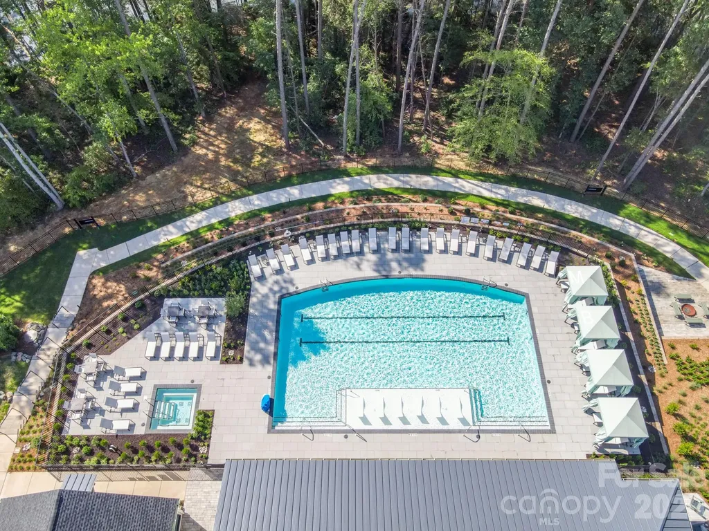 6018 Valehaven Place Charlotte NC 28269