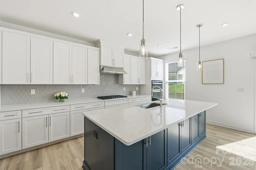 6018 Valehaven Place Charlotte NC 28269