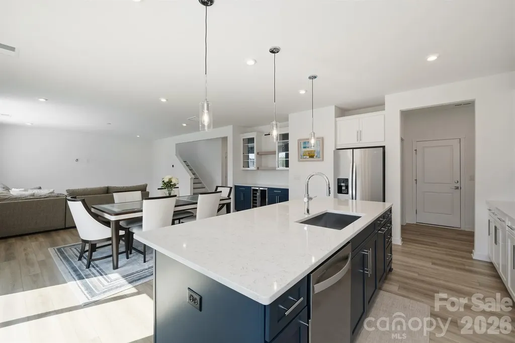 6018 Valehaven Place Charlotte NC 28269