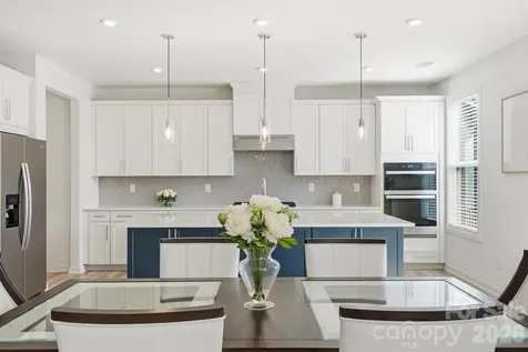 6018 Valehaven Place Charlotte NC 28269