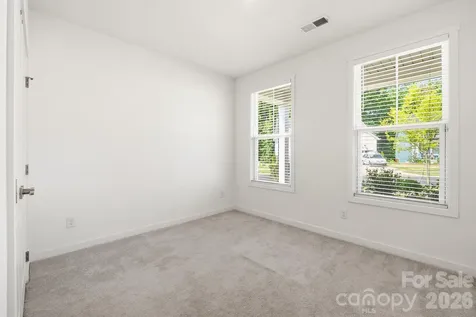 6018 Valehaven Place Charlotte NC 28269