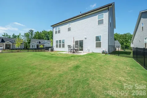 6018 Valehaven Place Charlotte NC 28269