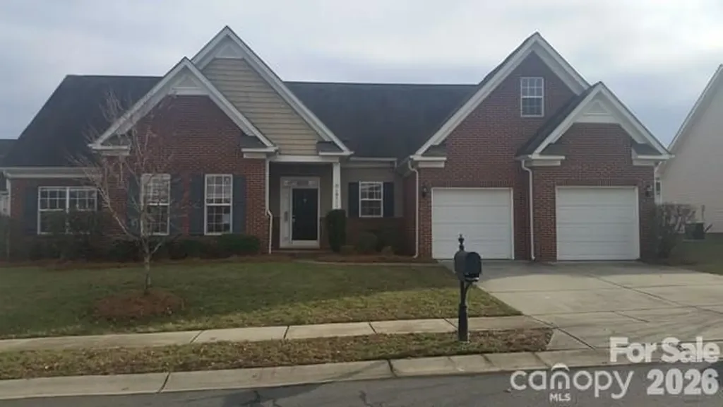 10111 Trailmoor Road Charlotte NC 28278