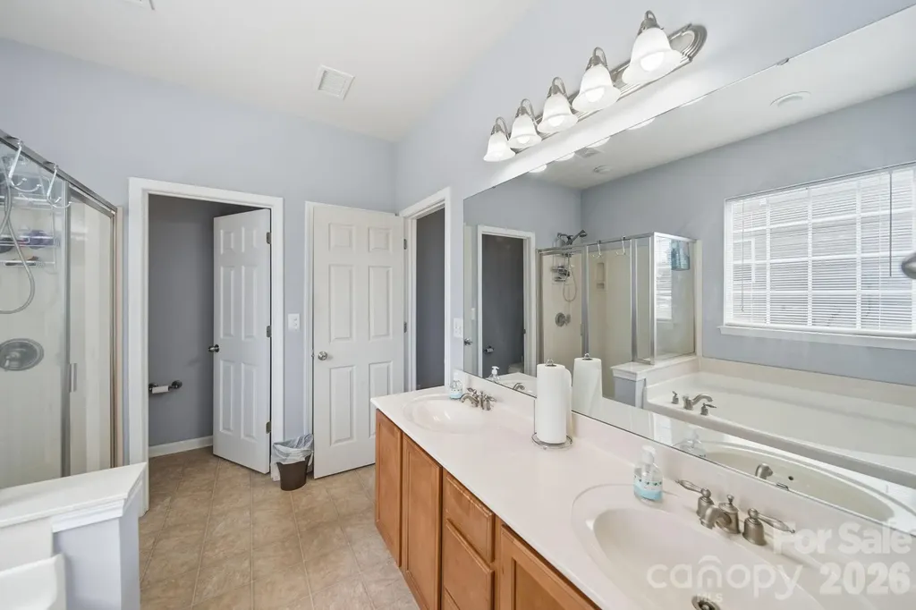 10111 Trailmoor Road Charlotte NC 28278