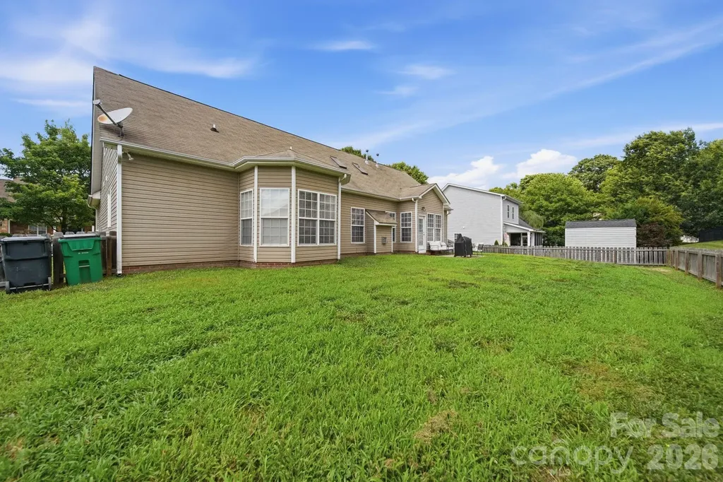 10111 Trailmoor Road Charlotte NC 28278
