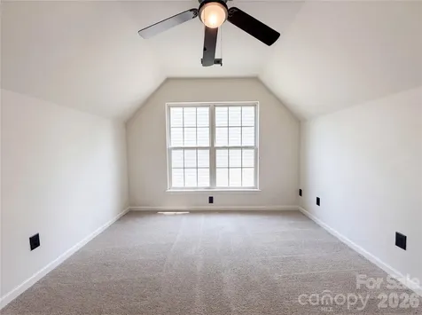6121 Linda Vista Lane Charlotte NC 28216