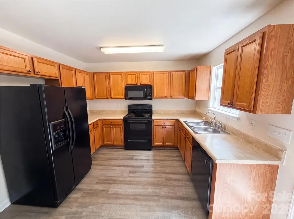 1131 Jordans Pond Lane Charlotte NC 28214