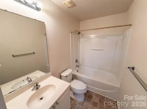 1131 Jordans Pond Lane Charlotte NC 28214