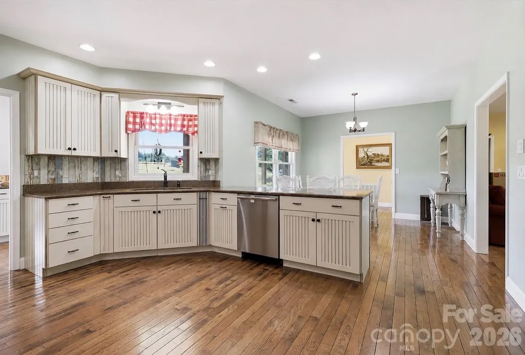 409 Tall Timbers Lane Waynesville NC 28785