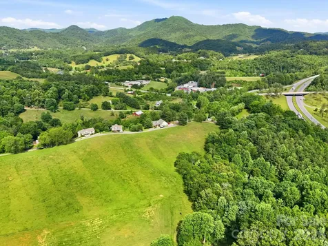 409 Tall Timbers Lane Waynesville NC 28785