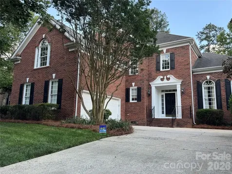 18324 Turnberry Court Davidson NC 28036