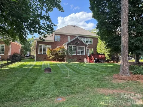 18324 Turnberry Court Davidson NC 28036