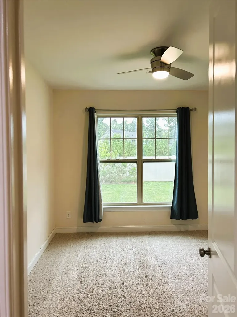 9015 Manor Oak Court Charlotte NC 28277