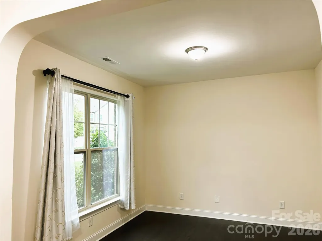 9015 Manor Oak Court Charlotte NC 28277