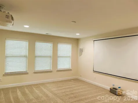9015 Manor Oak Court Charlotte NC 28277