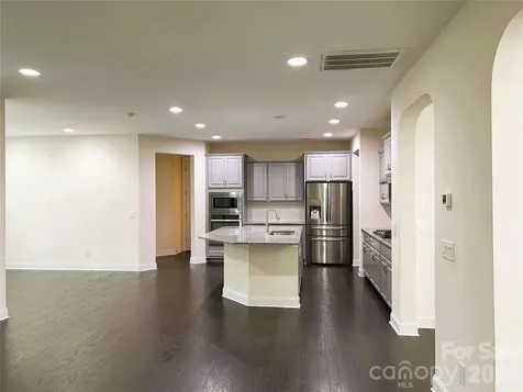 9015 Manor Oak Court Charlotte NC 28277