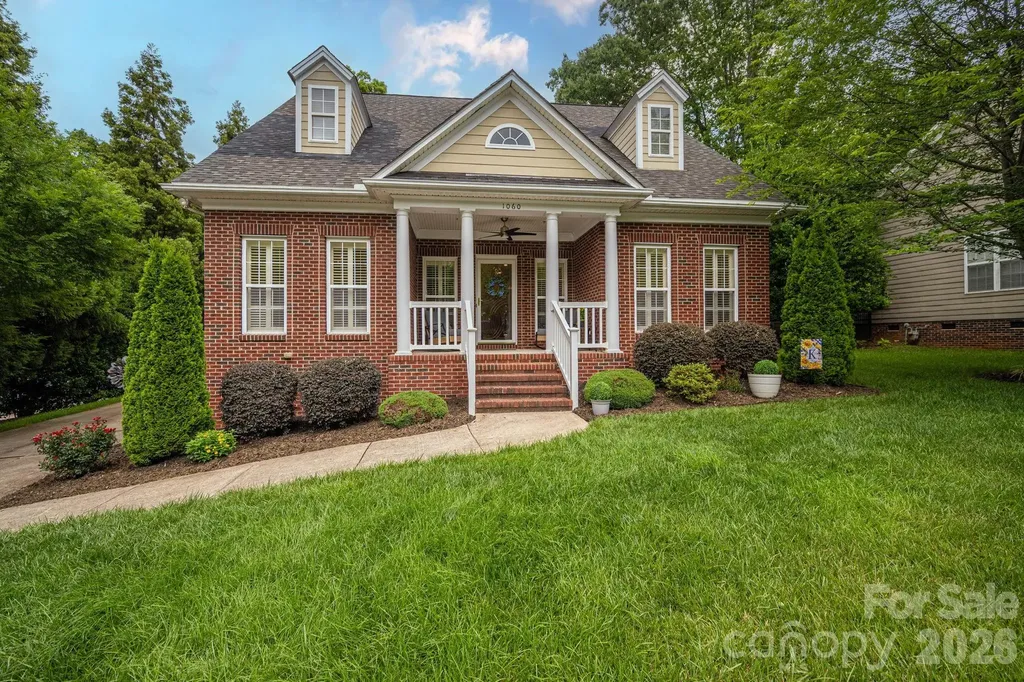 1060 Garibaldi Ridge Court Belmont NC 28012