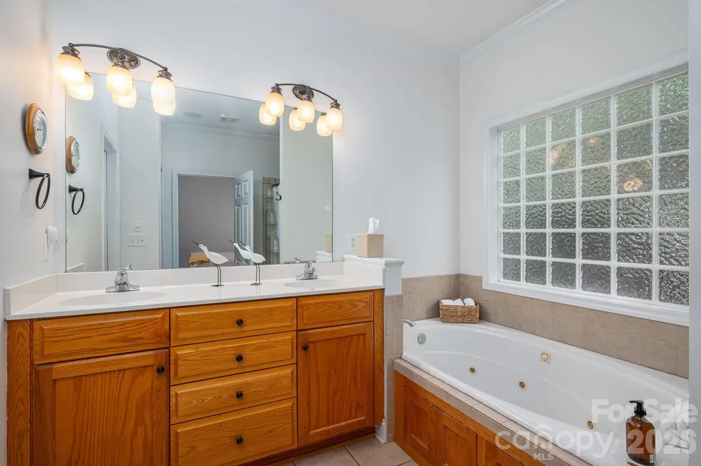 1060 Garibaldi Ridge Court Belmont NC 28012