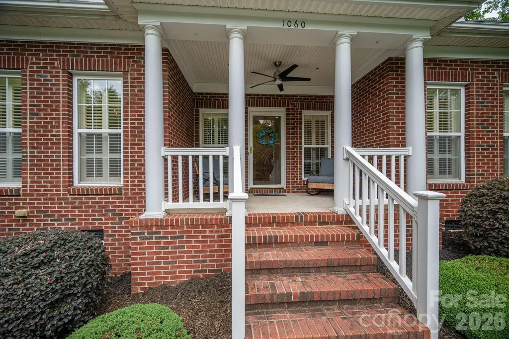 1060 Garibaldi Ridge Court Belmont NC 28012