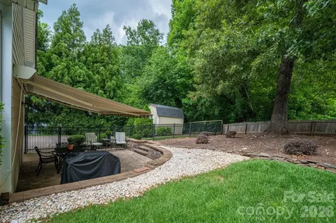 1060 Garibaldi Ridge Court Belmont NC 28012