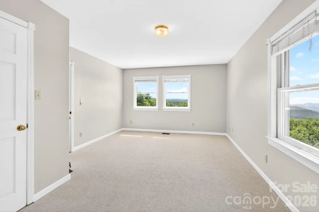 58 Randall Drive Fairview NC 28730
