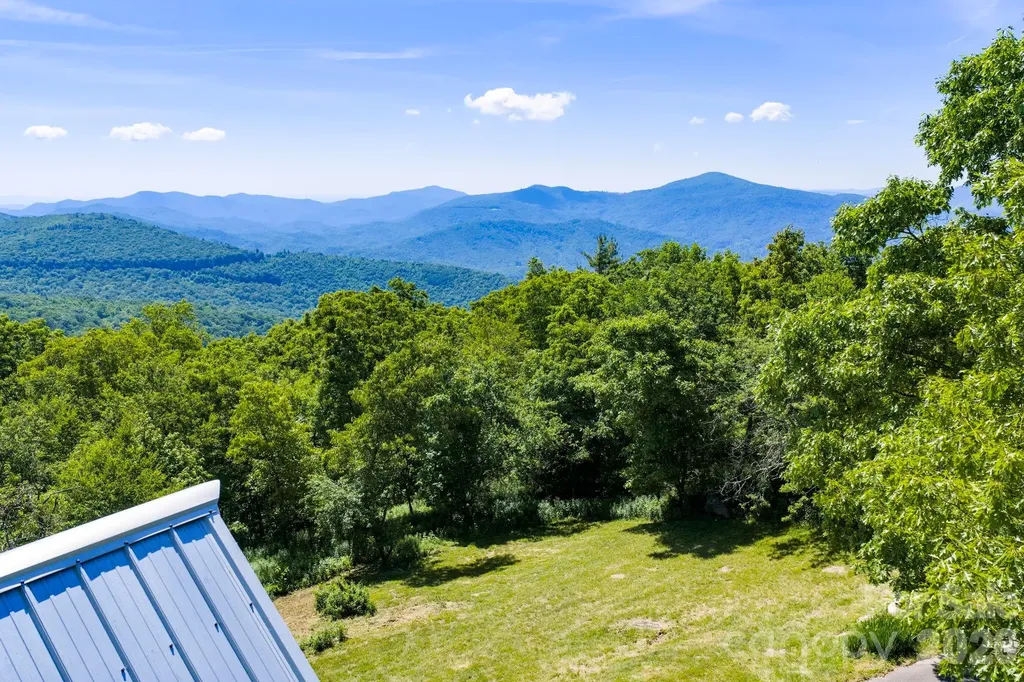 58 Randall Drive Fairview NC 28730