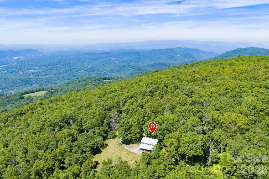 58 Randall Drive Fairview NC 28730