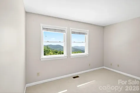 58 Randall Drive Fairview NC 28730