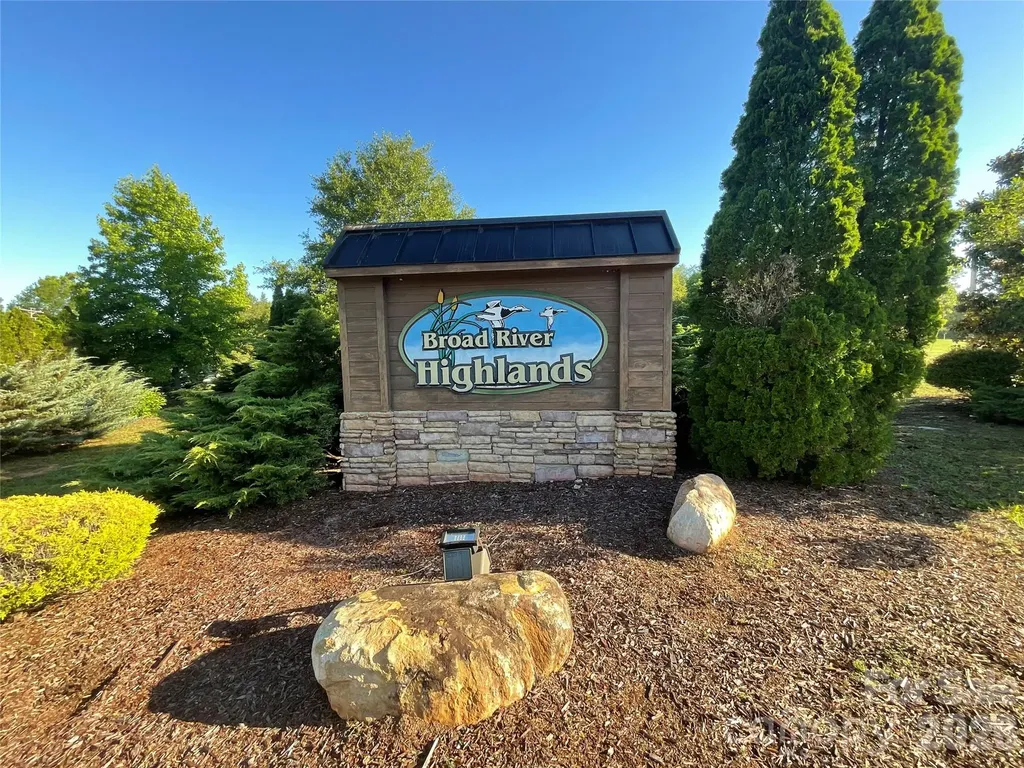 105 Whispering Pines Lane Mooresboro NC 28114