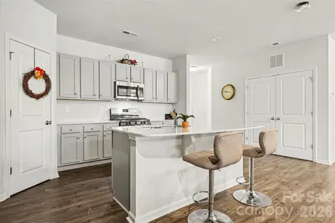 8849 Brakeman Drive Waxhaw NC 28173