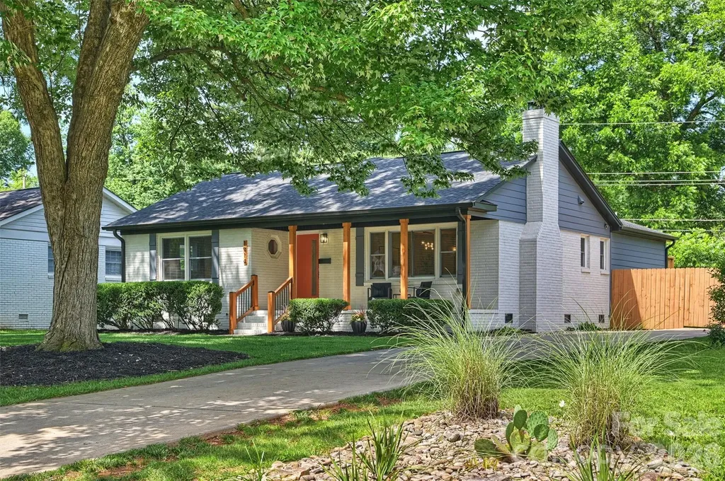 1914 Windham Place Charlotte NC 28205