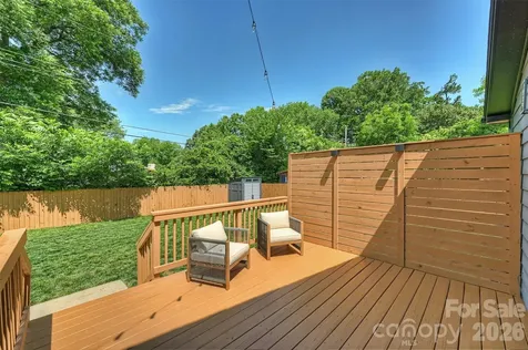 1914 Windham Place Charlotte NC 28205