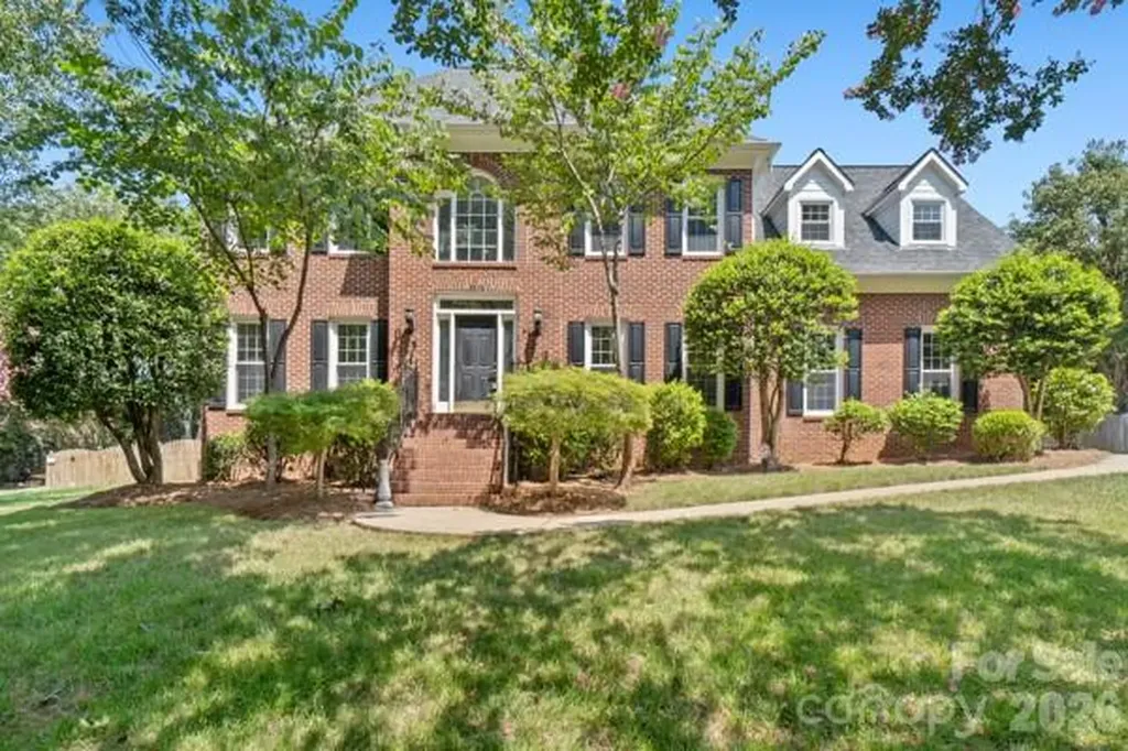 2328 Howerton Court Charlotte NC 28270
