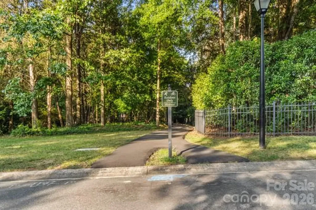 2328 Howerton Court Charlotte NC 28270