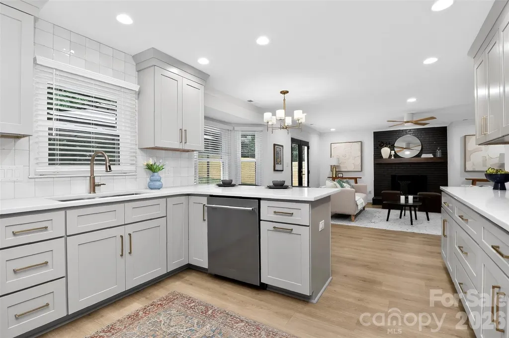 1943 Watlington Drive Charlotte NC 28270