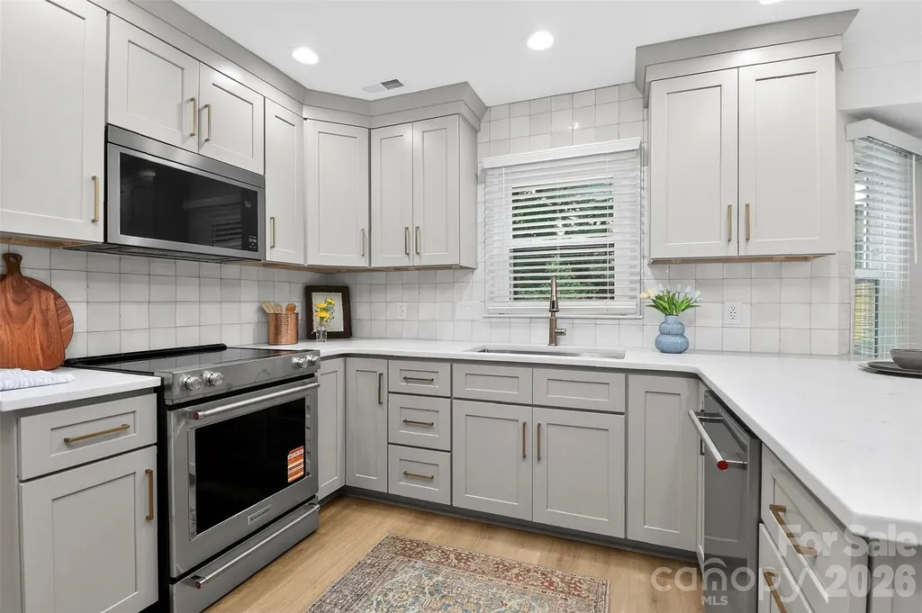 1943 Watlington Drive Charlotte NC 28270
