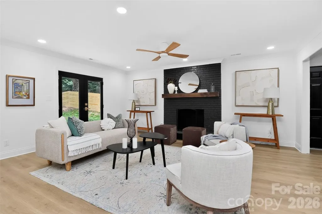 1943 Watlington Drive Charlotte NC 28270