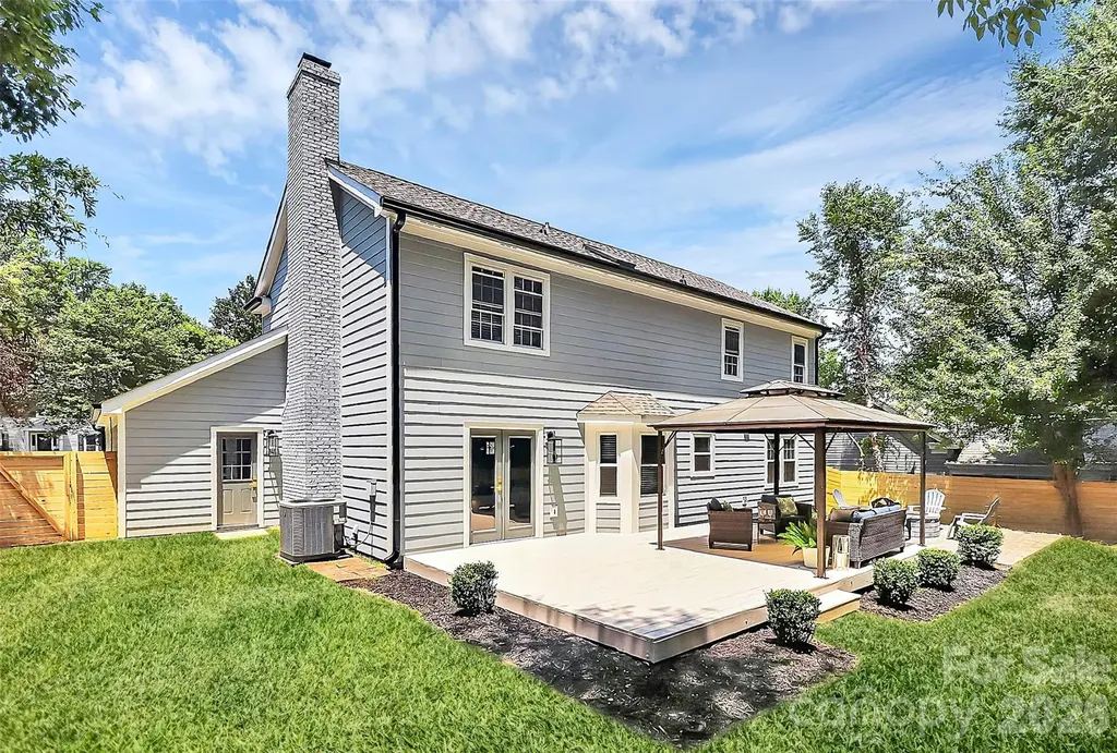 1943 Watlington Drive Charlotte NC 28270