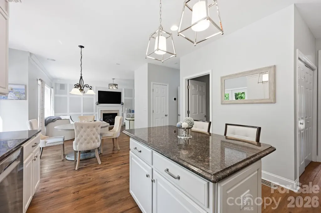 2530 Shady Reach Lane Charlotte NC 28214
