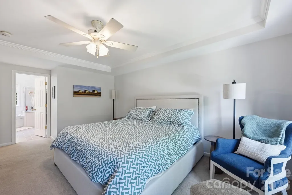 2530 Shady Reach Lane Charlotte NC 28214