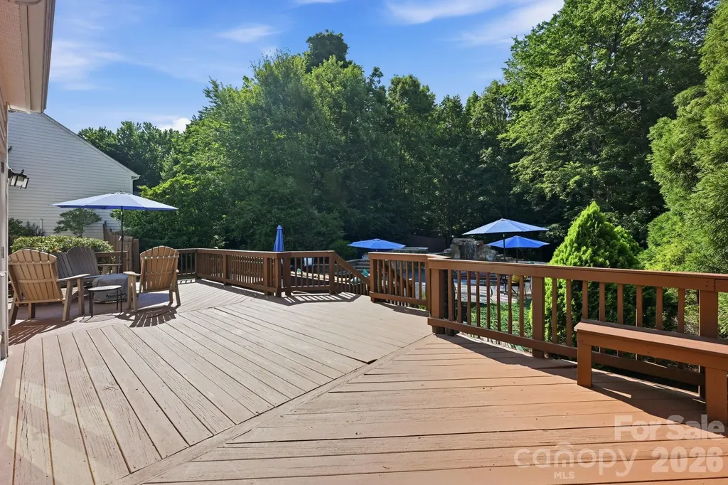 2530 Shady Reach Lane Charlotte NC 28214