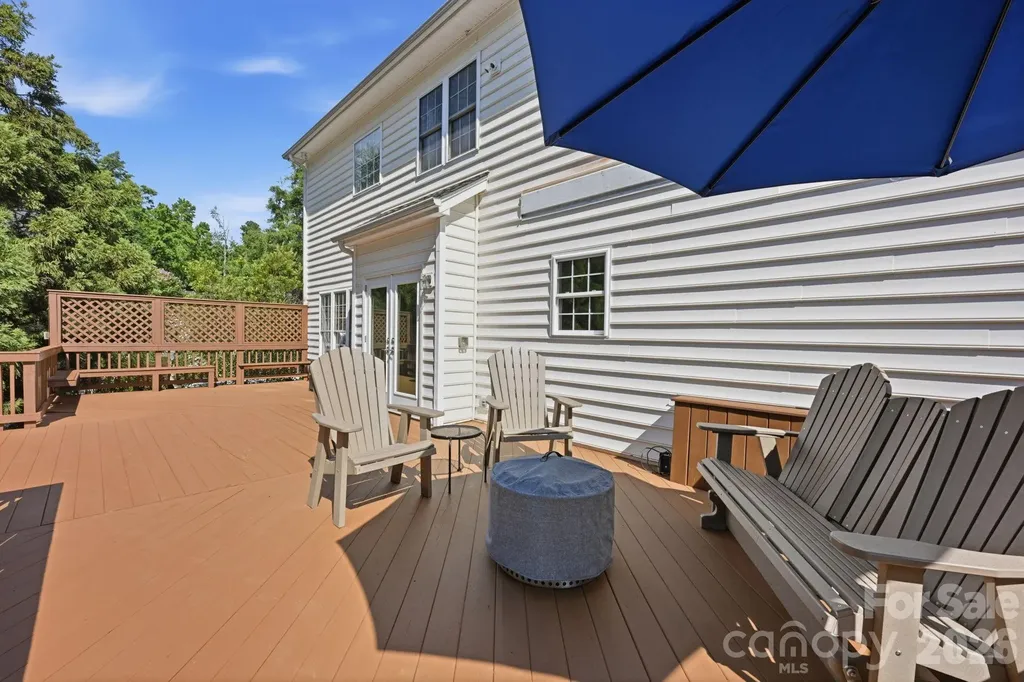 2530 Shady Reach Lane Charlotte NC 28214