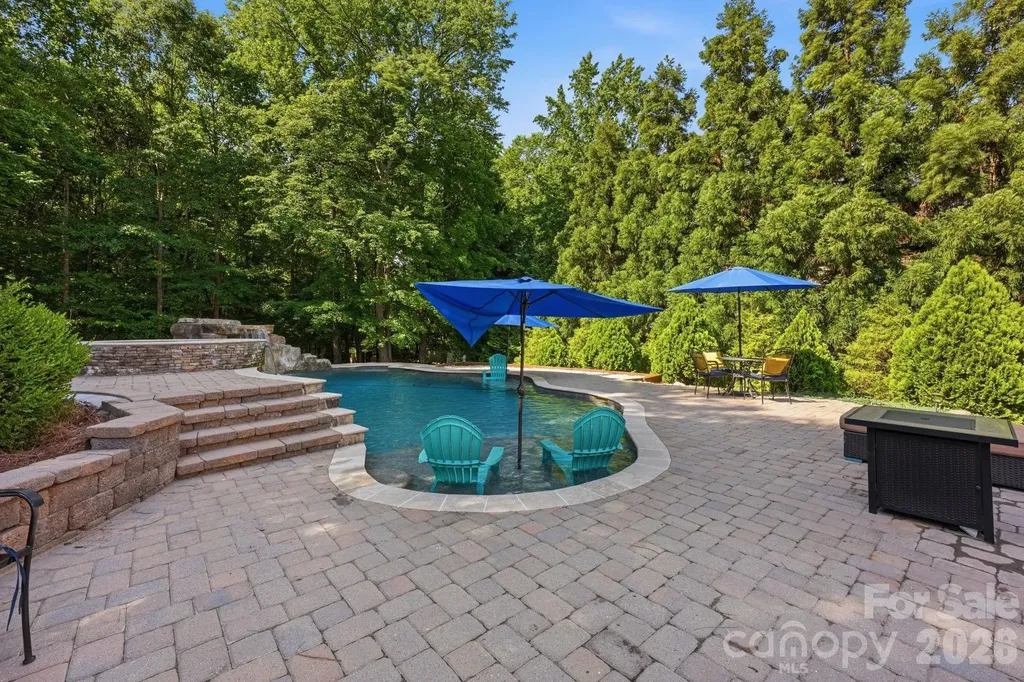 2530 Shady Reach Lane Charlotte NC 28214
