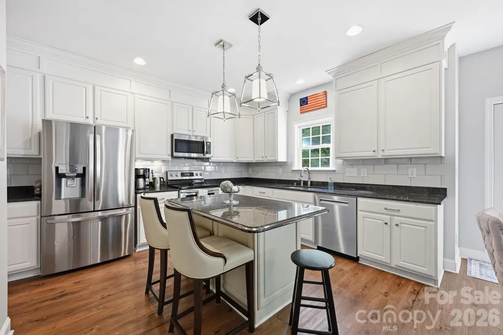 2530 Shady Reach Lane Charlotte NC 28214
