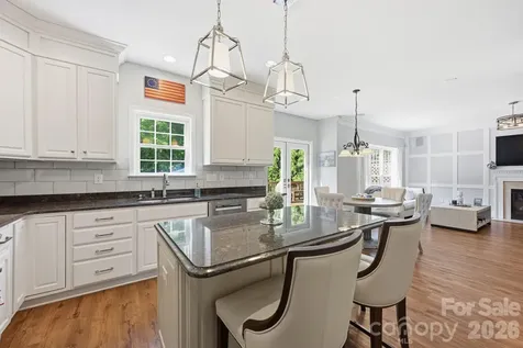 2530 Shady Reach Lane Charlotte NC 28214