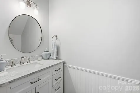 2530 Shady Reach Lane Charlotte NC 28214